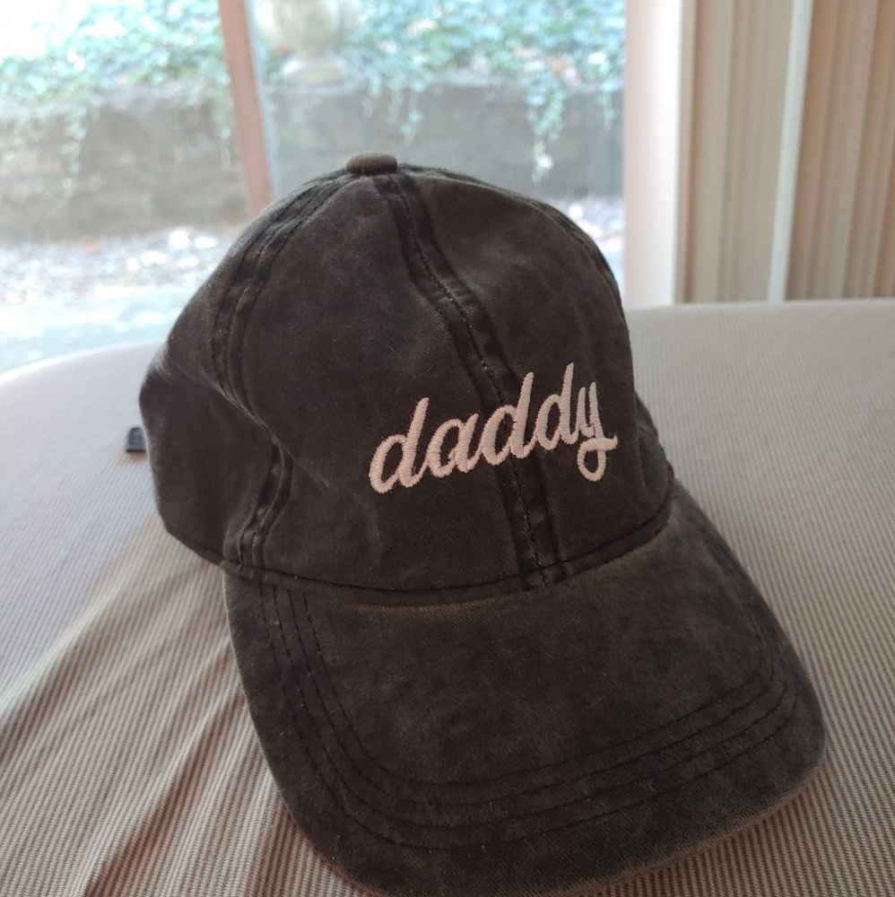 "Daddy" hat